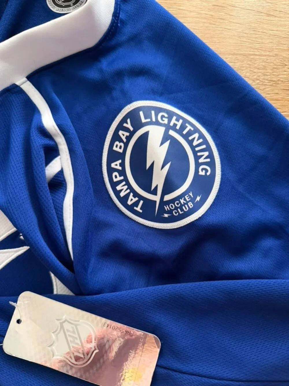 Tampa Bay Lightning NHL Youth Hockey Jersey Blue NWT S-XL